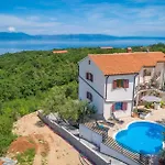 5 Apartman *